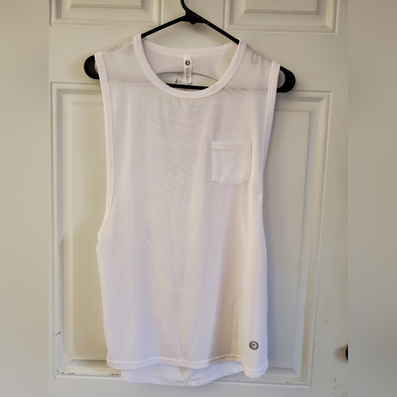 Scorpio Sol Slash Back Front Pocket Tank - White - Picture 4 of 5